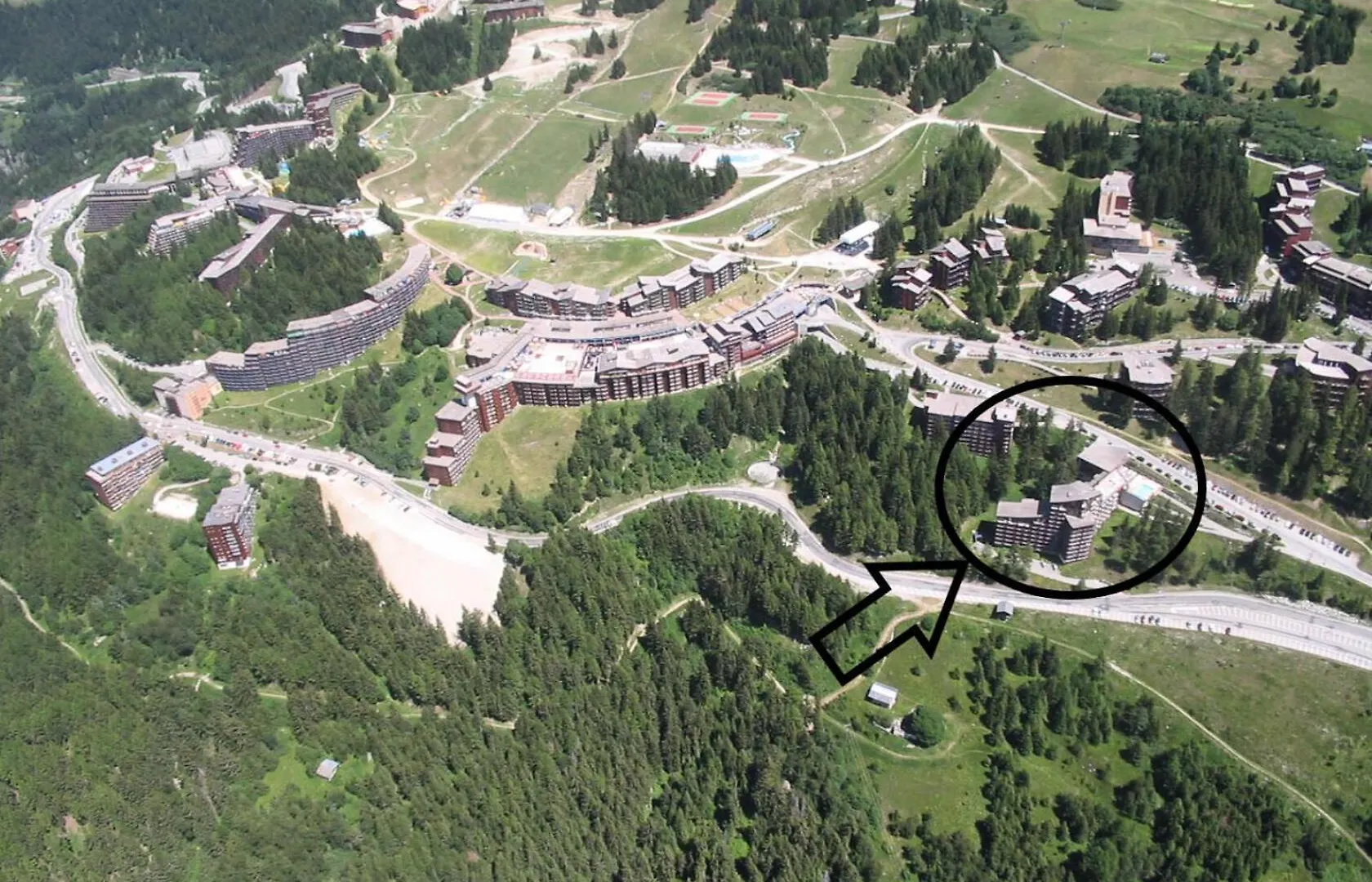 Apartment Residence Ruitor Arc 1800 - Appartement 2 Pieces 5 Personnes Avec Une Belle Vue Sur La Vallee, Proche Du Telecabine Dans Le Village De Charmettoger A Arc 18 Mae-1928 Les Arcs  France